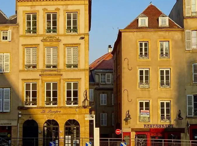 Apartment Des Roches